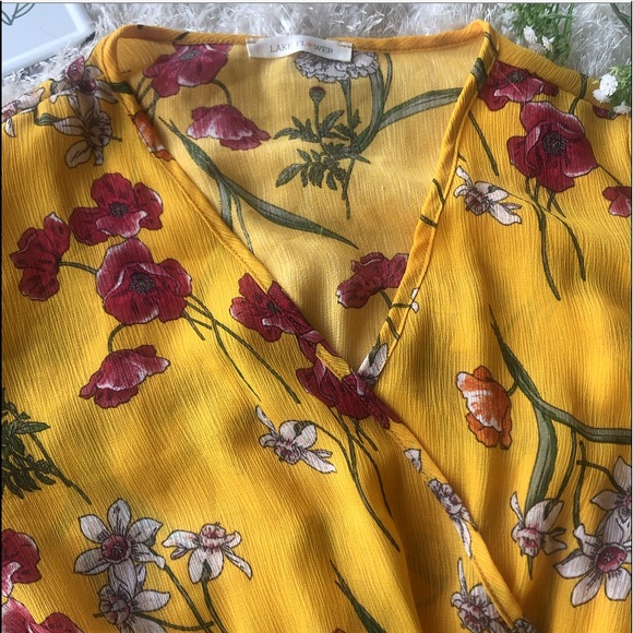 BRIGHT FLORAL JUMPSUIT SIZE SMALL 🌺☀️☀️ - Picture 5 of 8